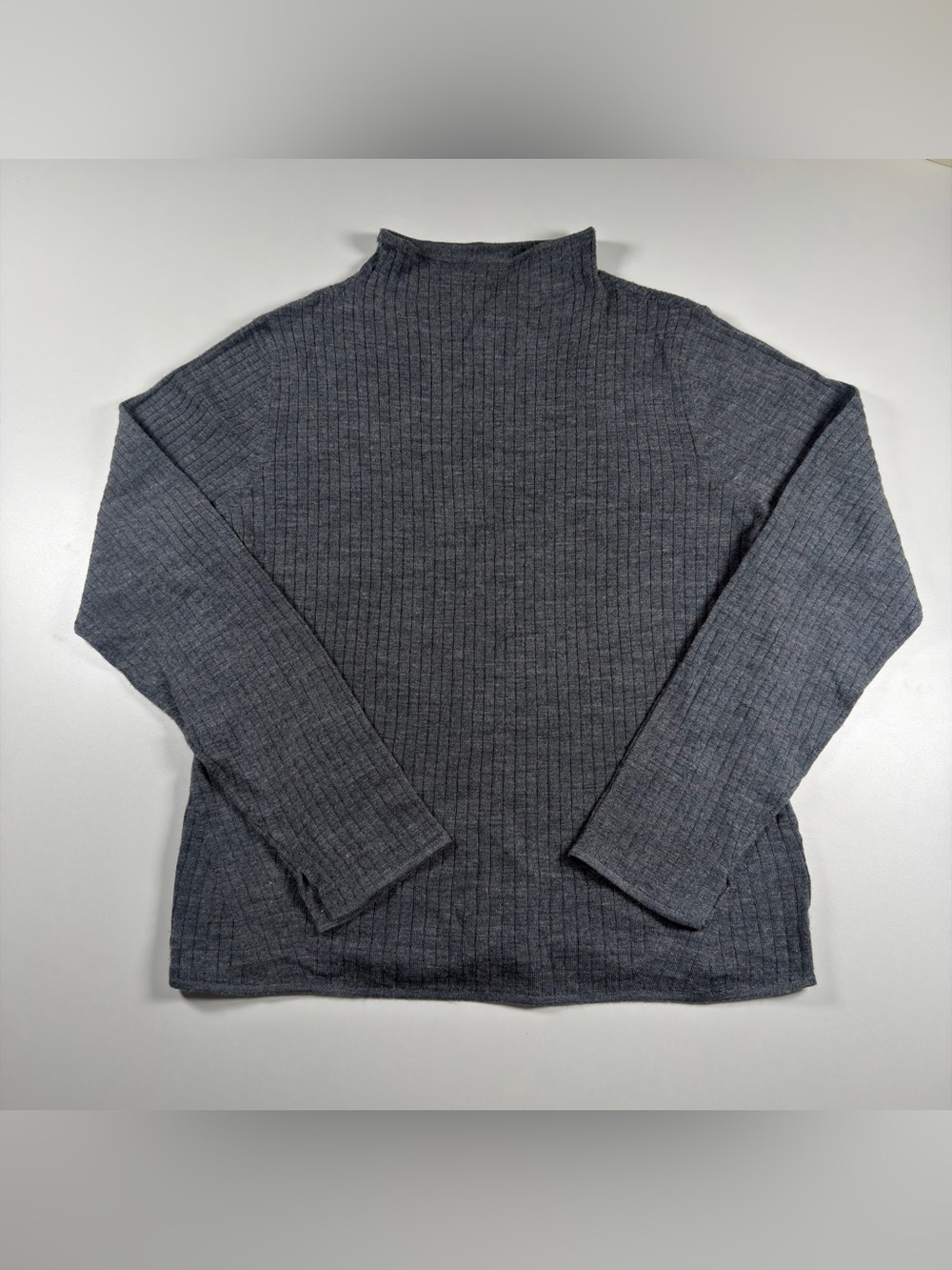 Tahari Gray Ribbed 100% Extra Fine Merino Wool Mock Neck Sweater Size L